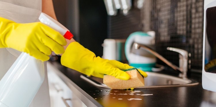 Kitchen cleaning