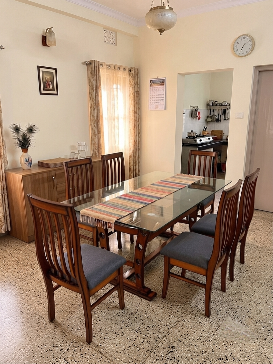 Solid Wood with glass top  6Seater Echo Slat Dining Set