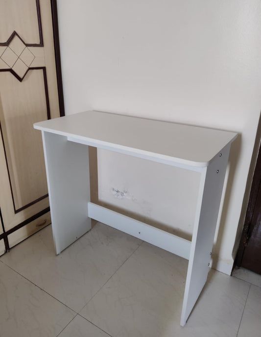 Study Table 15/30 Inches